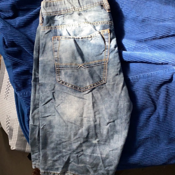 Jean shorts - Picture 2 of 3